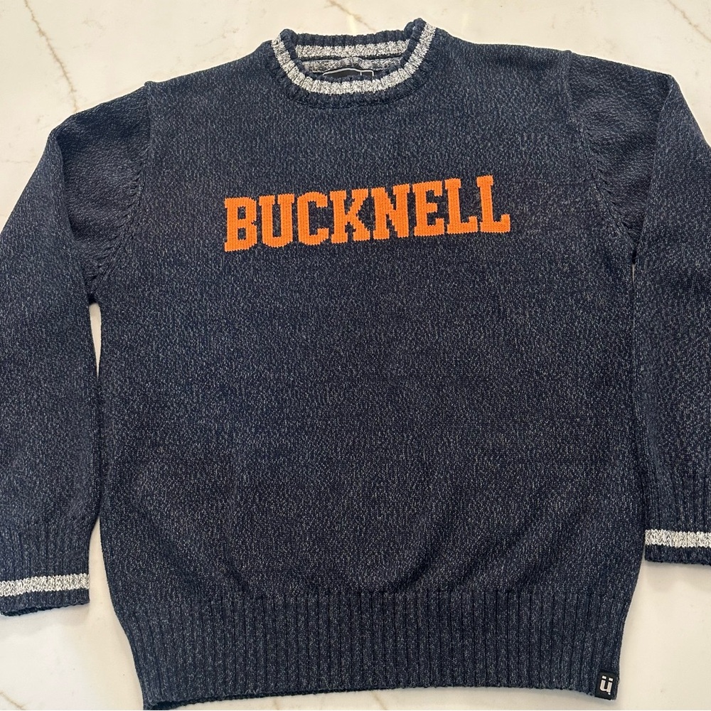 Bucknell College Sweater (Size Large) - new condition